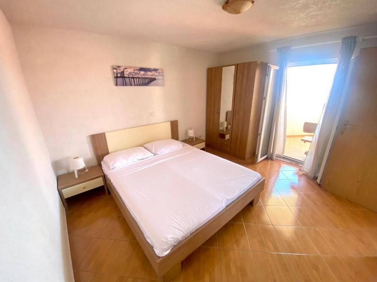 Seaside Secluded Apartments Cove Tvrdni Dolac, Hvar - 12655 Gdinj Eksteriør bilde